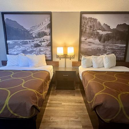 Super 8 By Wyndham Great Falls City Center المظهر الخارجي الصورة